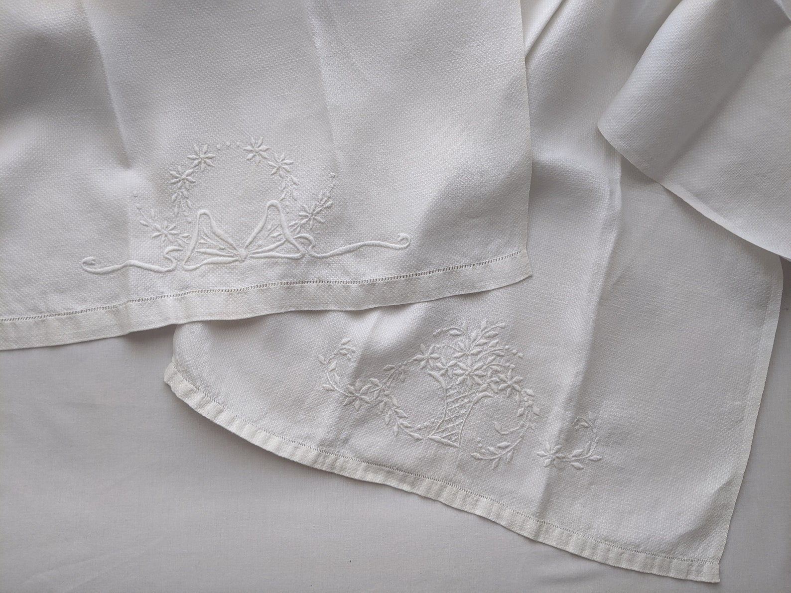 Vintage Embroidered Huckaback Linen Towel Set of 2 - Etsy