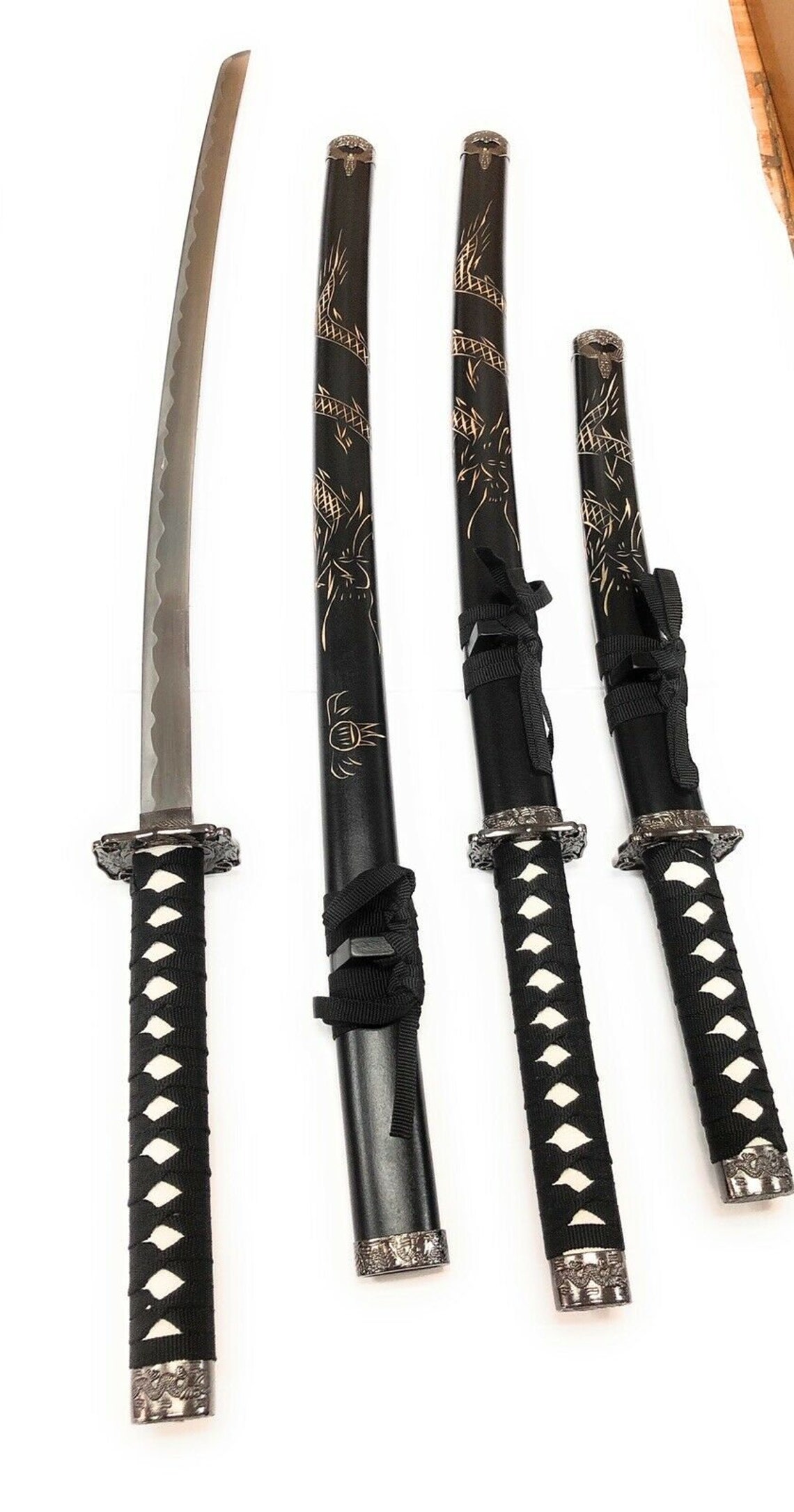 Samurai Schwert Ständer Aus Buchenholz - 3-lagig Für Katana & Wakizashi