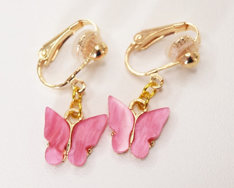 Butterfly clip on earrings, clip earrings, clip with butterfly pendant Pink