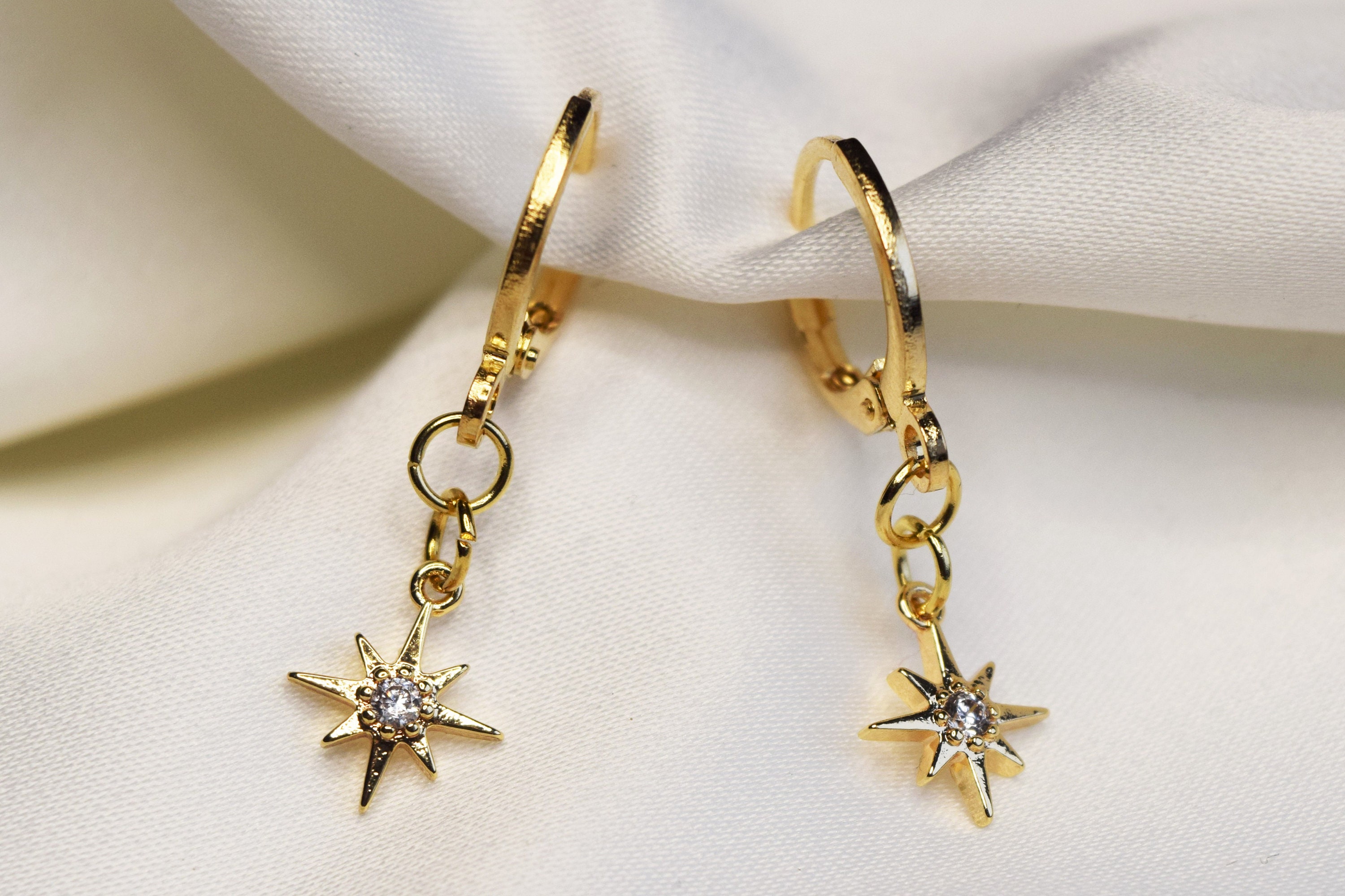 アクセサリー ER HOOP EARRING S Gold Starburst Disc Hoop Earrings – J&CO Jewellery