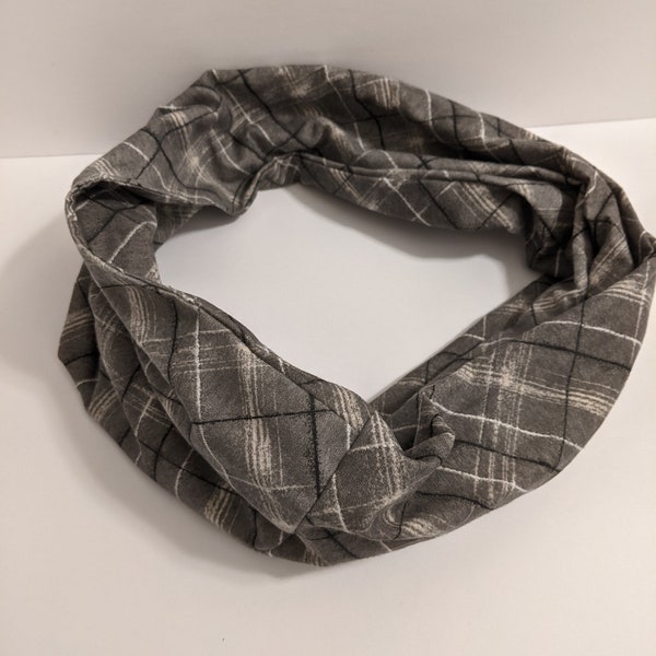 Elevate Your Style with Our Handcrafted Gray, Black,and White Plaid Twisted Cotton Cowl Scarf A Versatile Fashion Accessory for Any Occasion