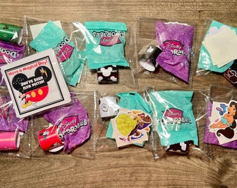Pixie Dust Gift with Dis_ney Doorable Blind bag and more with space for signature!