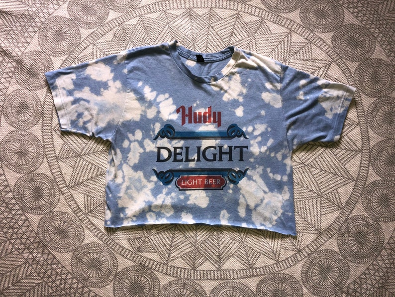 Hudy Delight Bleach-dyed Crop Top