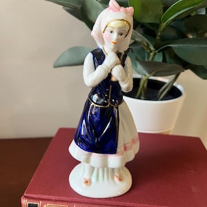 Vintage Porcelain Girl Figurine Holding Basket of Flowers – 7&quot; Tall