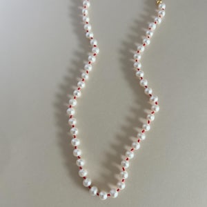 Knotted Freshwater Pearl Necklace, Red Thread Hand Knotted Jewelry, Boho Beach Necklace, Fun Pearl Choker, Birthday Gift for women