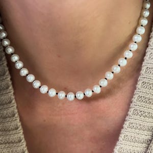 Knotted Freshwater Pearl Necklace, Black Thread Hand Knotted Jewelry, Boho Beach Necklace, Fun Pearl Choker, Birthday Gift for women