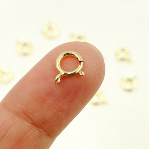 Anneau de verrouillage à ressort en or massif 14 carats 6 mm, accessoires de bijouterie en or massif 14 carats en gros, fermoirs en or en gros, fermoir anneau à ressort. SRC2-14K