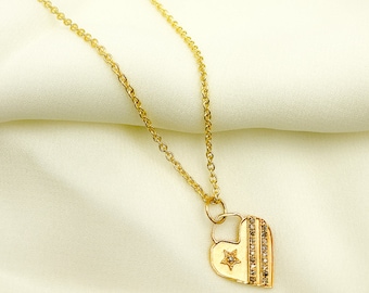 14K Solid Gold with Diamonds Heart Shape Charm with Star. Solid Gold pendant 20x16mm, heart charm for necklace. Solid Gold jewelry. GDP56