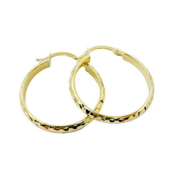 14K Hollow Gold Hoop Earrings With Engraved Tornado Design. Size
