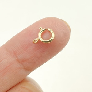 Anneau de verrouillage à ressort en or massif 14 carats de 5,5 mm, accessoires de bijouterie en or massif 14 carats en gros, fermoirs en or en gros, fermoir anneau à ressort. SRC1-14K