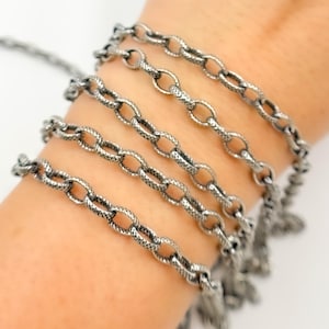1FT 7x5mm 925 Oxidized Silver Chain by foot, Hammered Oval Link Chain, Unfinished Textured Chain, Antique Silver Jewelry Supply. V25OX