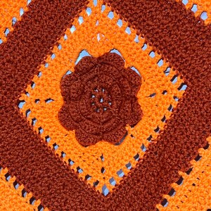 vintage hand crocheted throw blanket