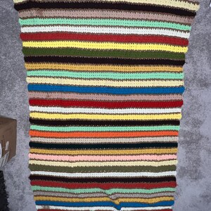 vintage hand crocheted throw blanket
