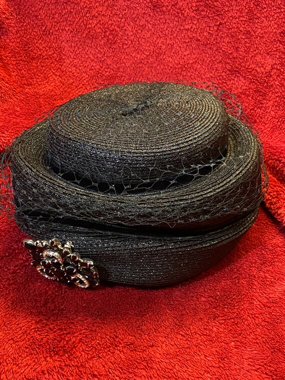 Vintage 60's Pillbox hat