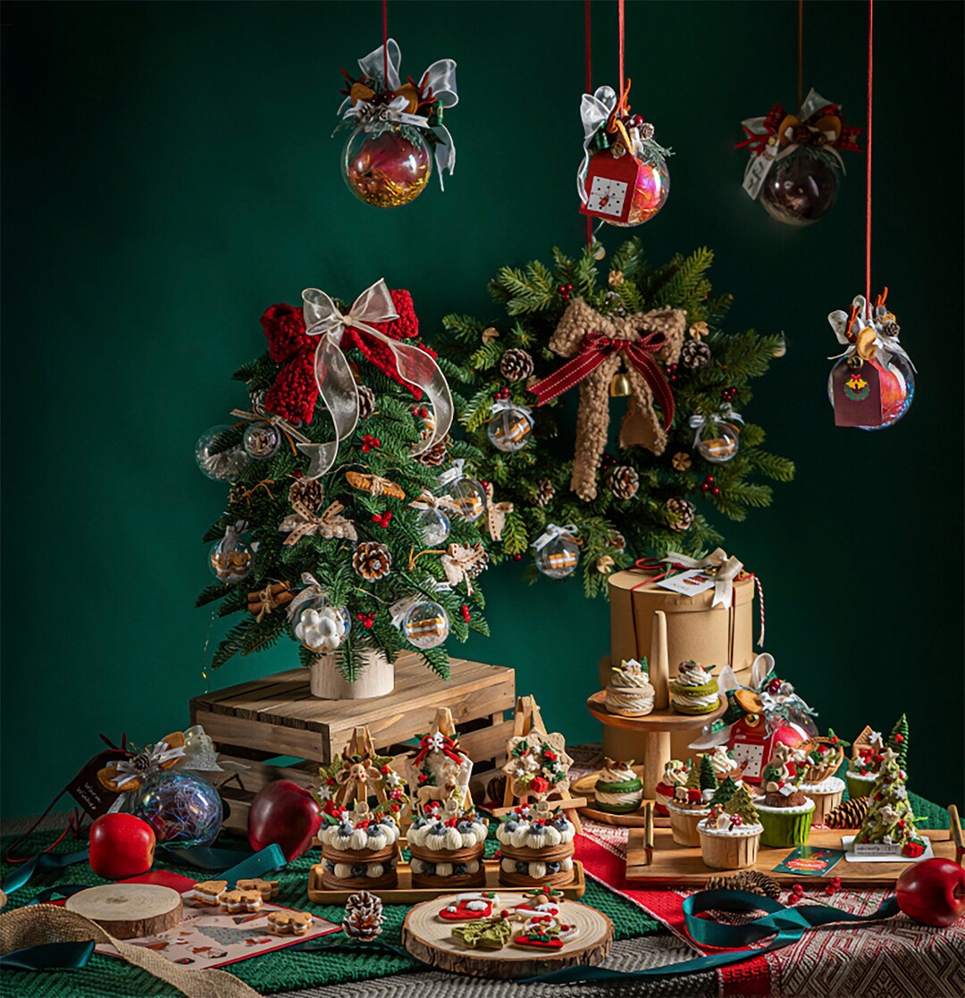 5 Fake Christmas Cupcake Display Decoration Set Faux Cupcake Faux Baked