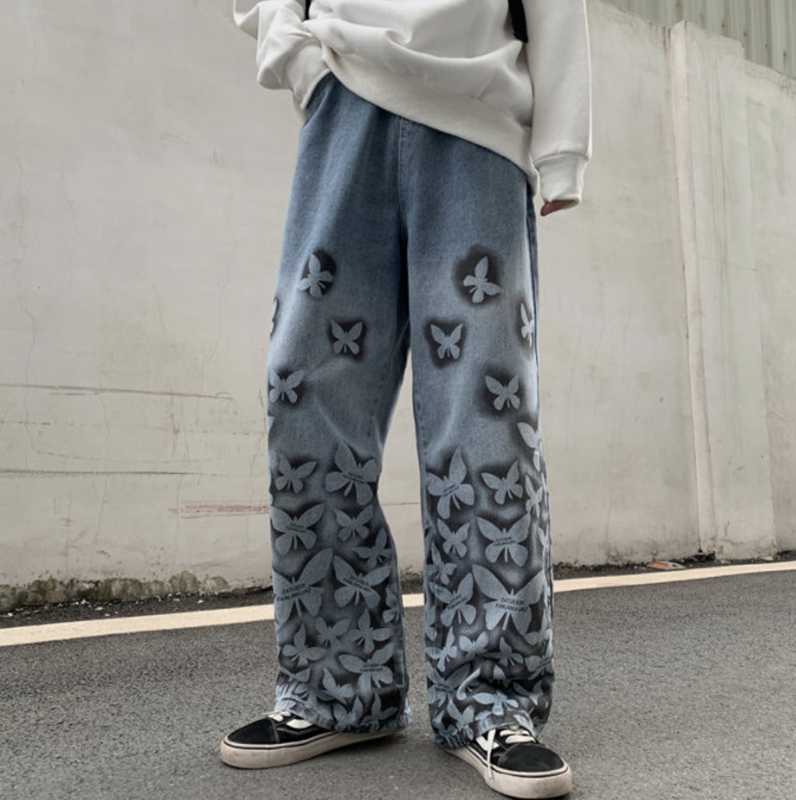 airbrush on jeans