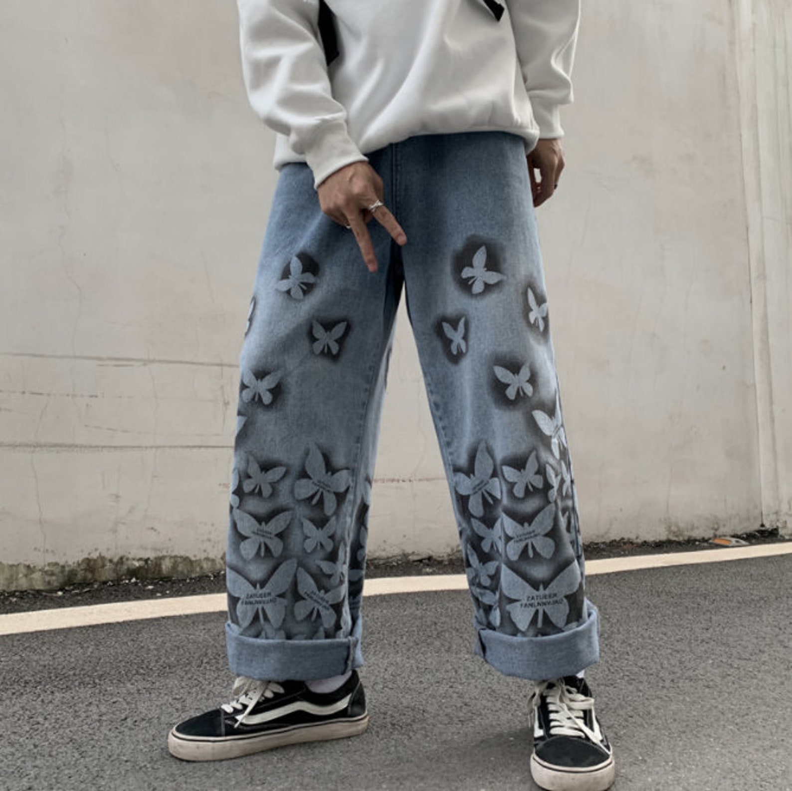 airbrush on jeans