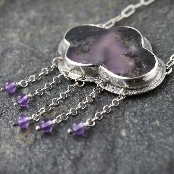 Collier nuage en agate mousse pourpre, agate mousse et pendentif argent 925, pendentif en forme de nuage en agate, pendentif en forme de nuage avec frange de perles violettes