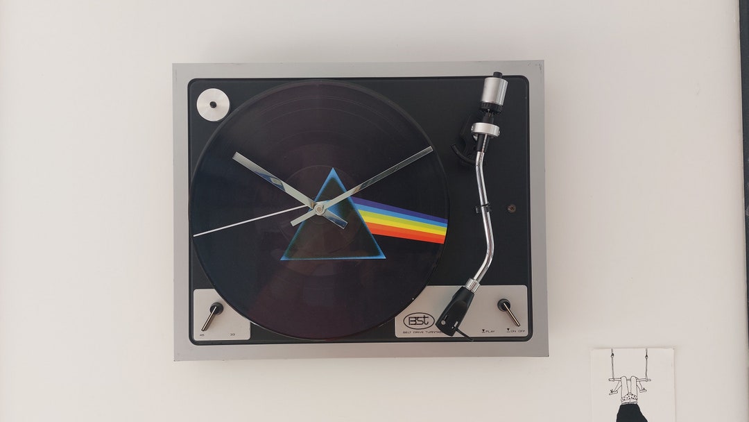TURNTABLE CLOCK Pink Floyd Dark Side of the Moon Clock Etsy