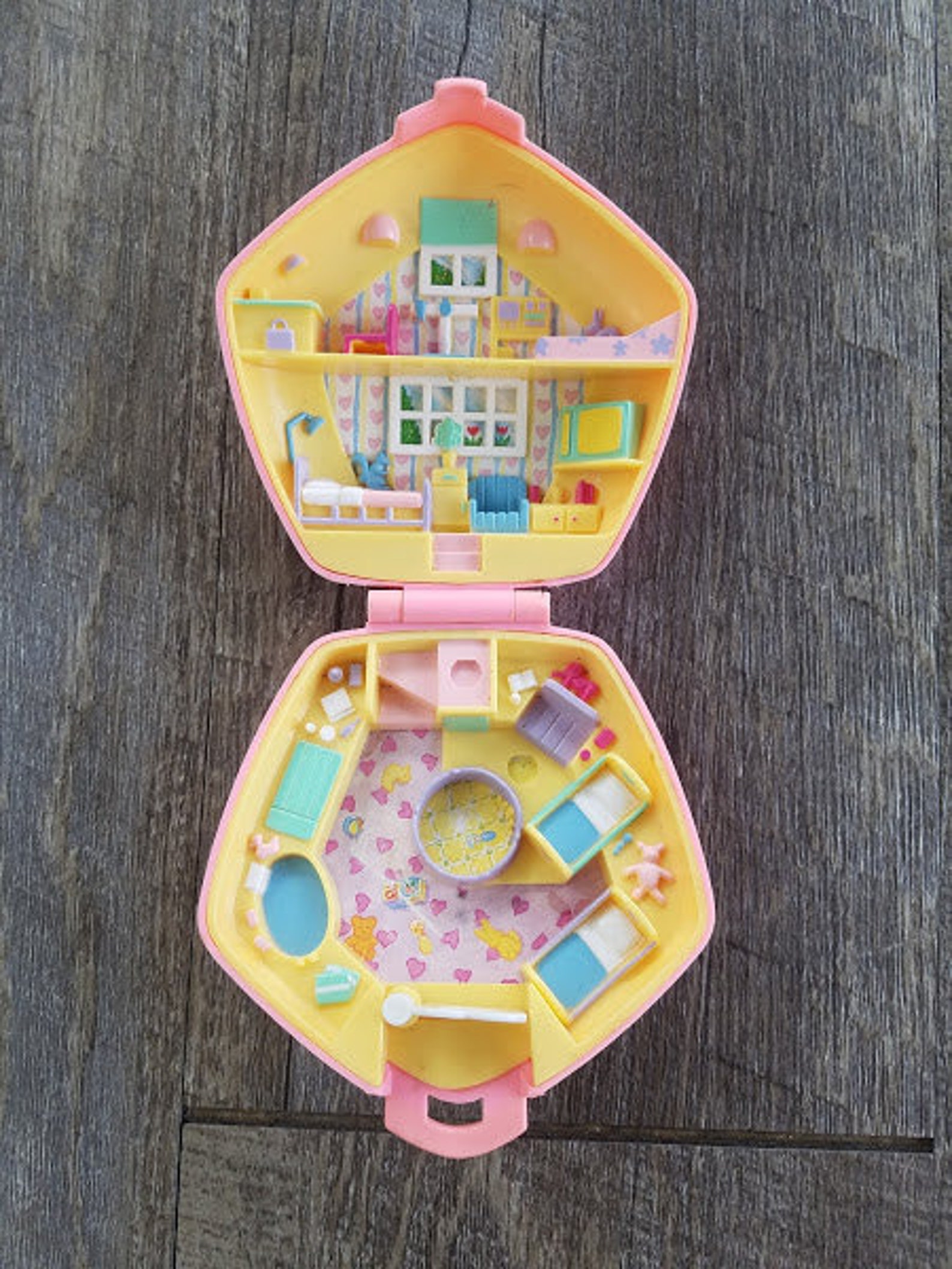 Vintage Polly Pocket. Polly Pocket in the Nursery Compact. | Etsy
