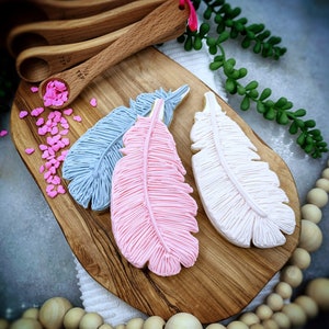 Boho Feather #2 Cookie Cutter