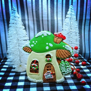 Gnome Home #2 Cookie Cutter