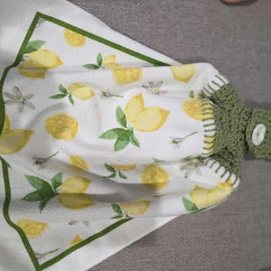 hanging towel lemon