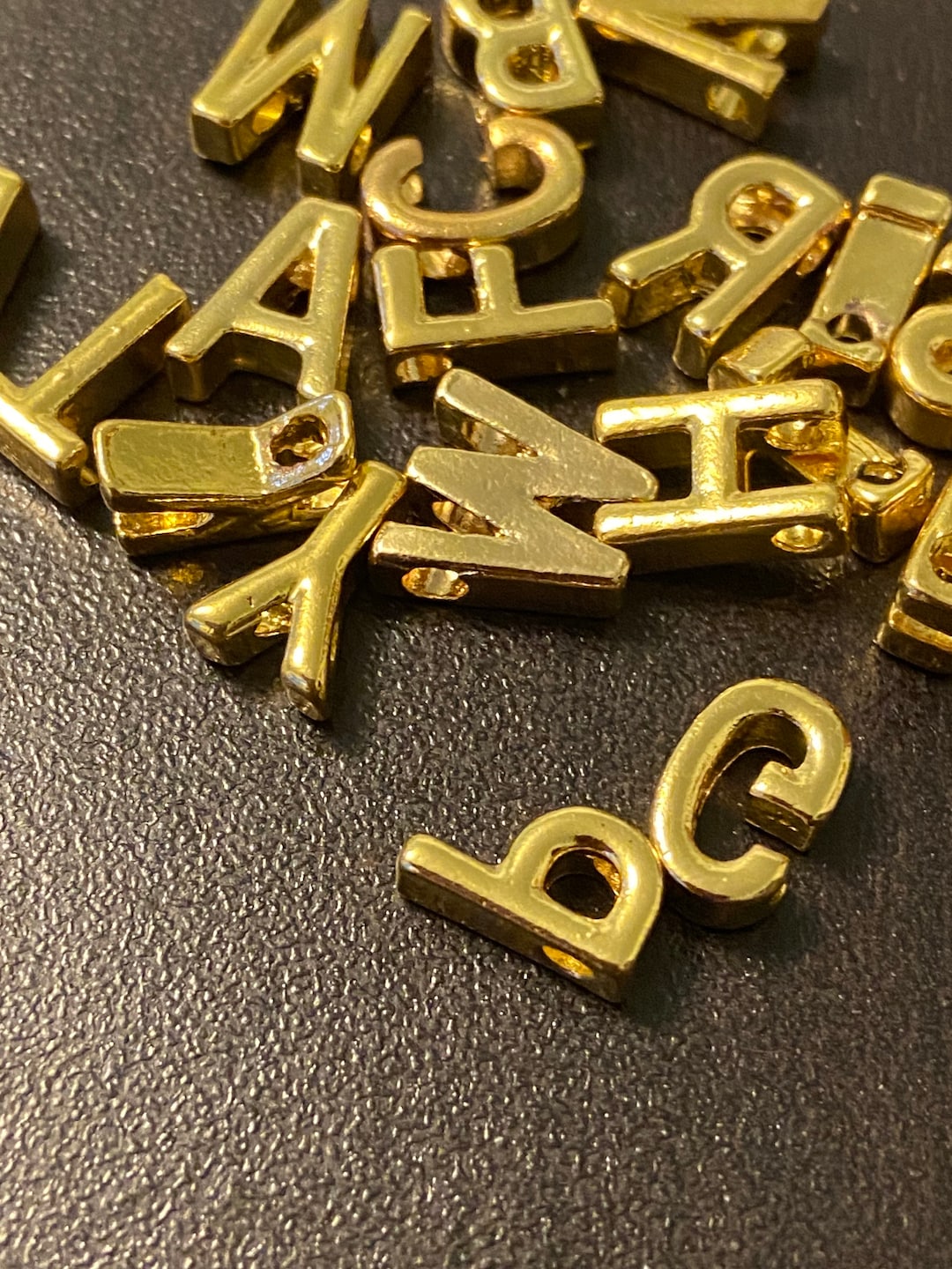 Gold Tone Letter Beads Initial Alphabet Charm for Diy Jewelry Bracelets