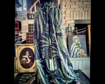 Antique British Fern Wide Leg Pant with Pockets