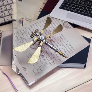 Steampunk insect Dragonfly 3D Metal Handcrafted DIY Assembly Puzzle Decor Steampunk Mechanical Creative STEM Project Christmas Craft Gift