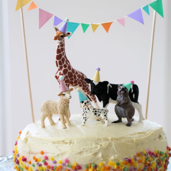 DIY mini party hats for Schleich animals and other toy characters - set for 20 pieces