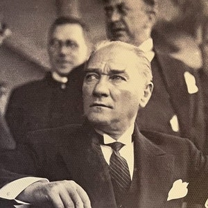 Mustafa Kemal Ataturk Poster (13&quot; x 19&quot;)
