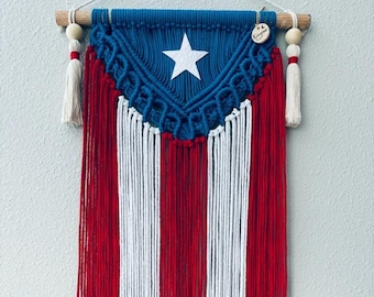 Puerto Rico Flag / Luxe Macrame Wall Hanging / Puerto Rican Flag / Puerto Rico Macrame Flag