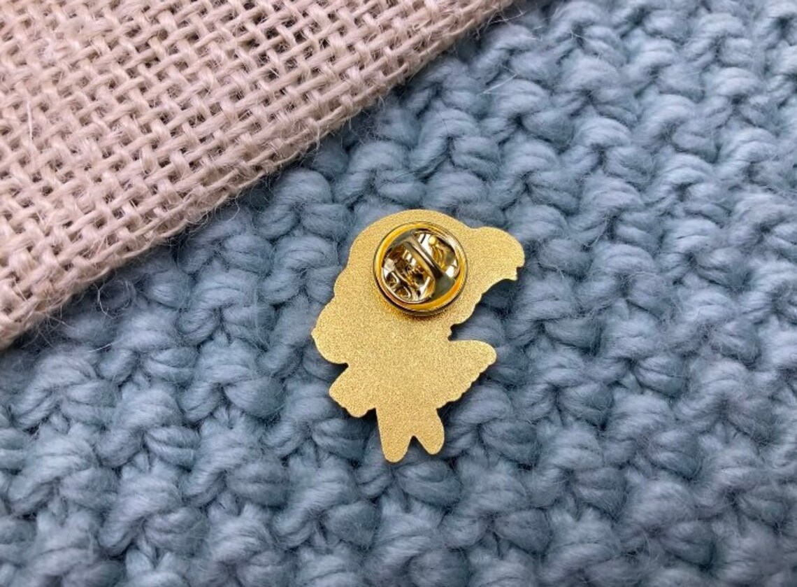 Sophie & Calcifer Enamel Pin Badge Howls Moving Castle - Etsy UK