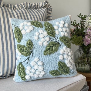 Punch Needle Hydrangea Pillow Cover, Blue Flower Pillow, Custom Floral Throw Pillow, Crochet Pillow, Colorful Pillows, Unique Sofa Pillows