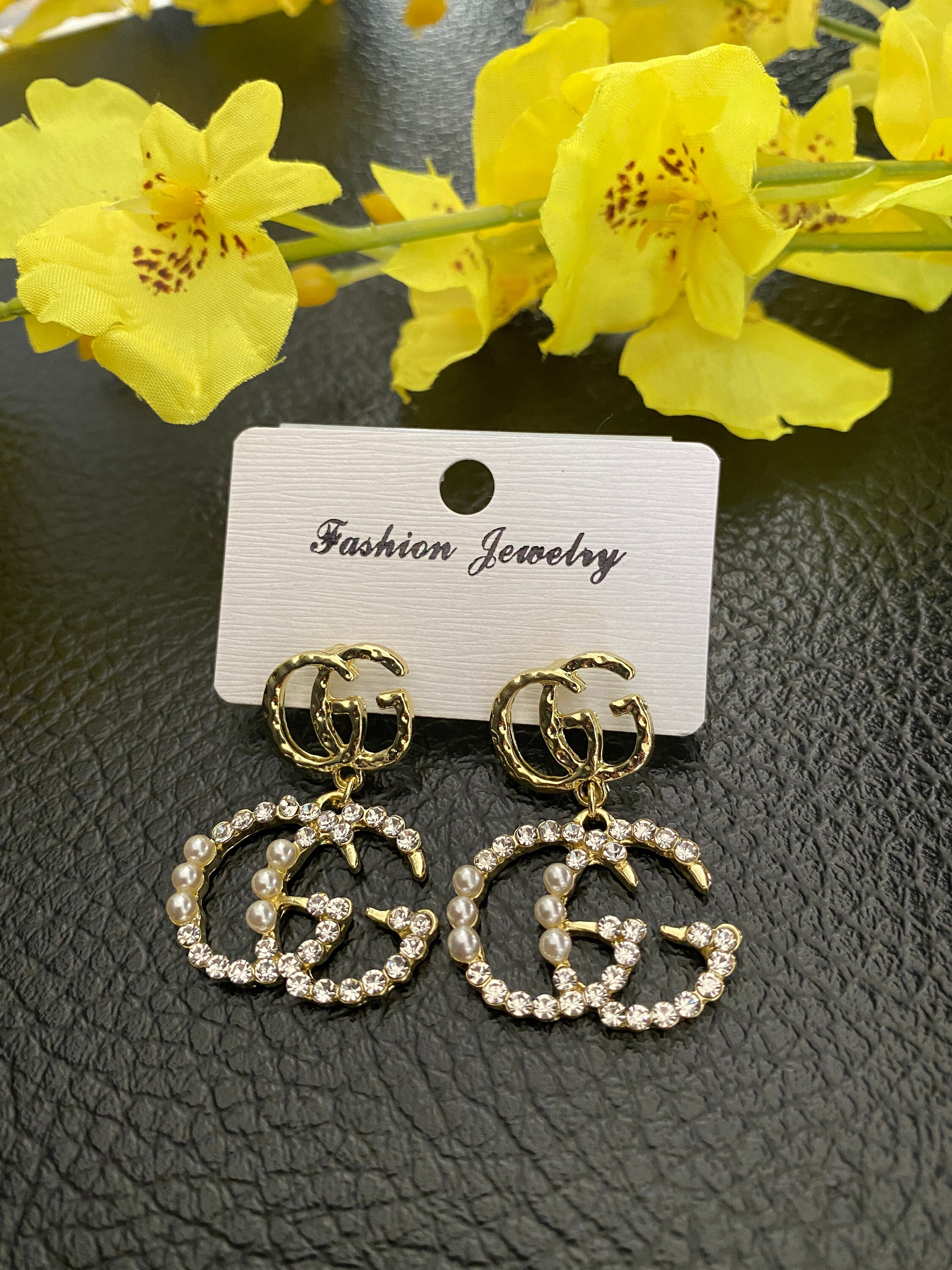 Pearl and stone earrings Clearance