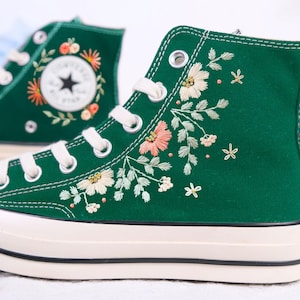 Custom Converse Chuck Taylor Daisy Embroidered Converse Shoes, Garden Flower Embroidered Sneakers, Converse Embroidery Small Flowers LL