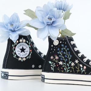 Custom Converse Chuck Taylor Daisy Embroidered Converse Shoes, Garden Flower Embroidered Sneakers, Converse Embroidery Small Flowers LT