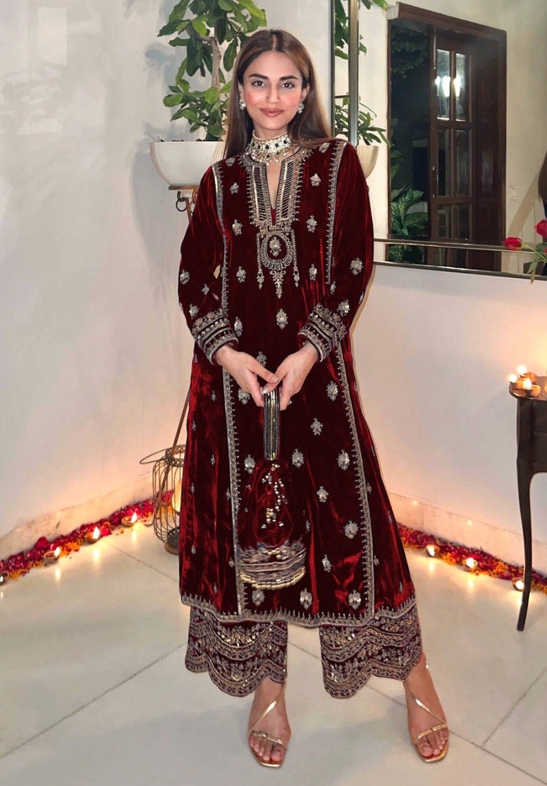 Pakistani Embroidered Red Velvet Kurta pant Set Partywear, Winter Velvet Salwar Kameez, Designer Velvet Suit, Wedding wear Free shiping image 2
