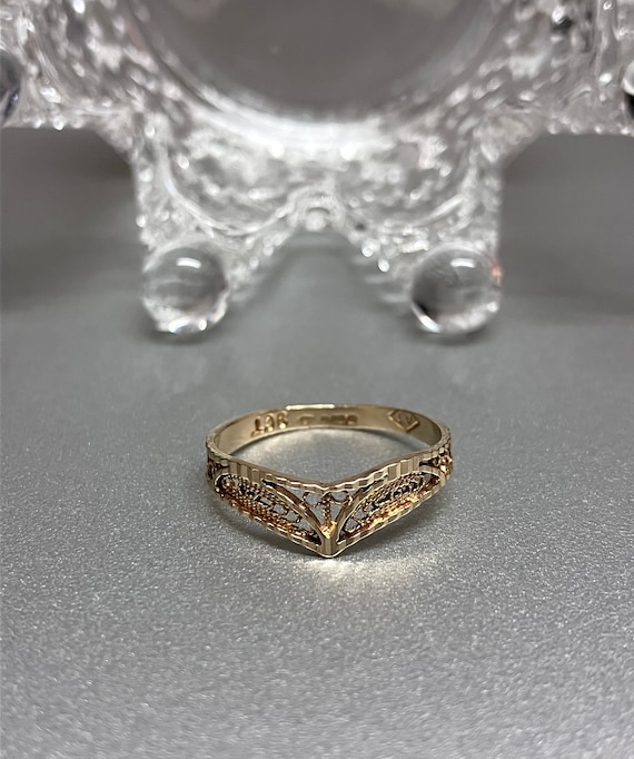 Vintage Wishbone Ring 9ct Gold - image 3