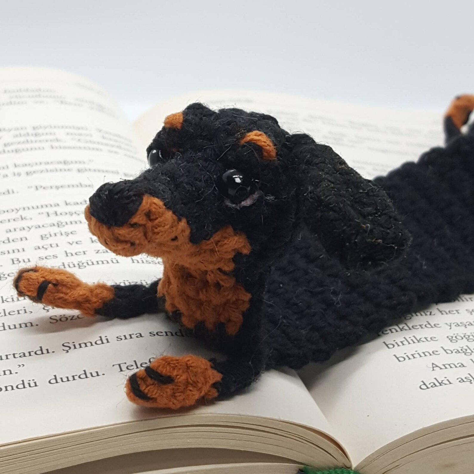 Customizable Miniature Dachshund Crochet Bookmark / Dog Amigurumi