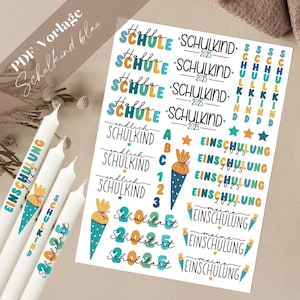 Puede incluir: Una hoja de pegatinas con varios diseños para el primer día de escuela de un niño. Las pegatinas presentan ilustraciones de un cono de helado, estrellas y las palabras "Hallo Schule", "Schulkind", "Einschlung" y "Schulstart".