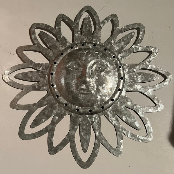 Metal Sun Face for the Garden or Decor