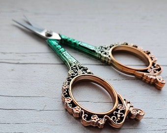 Retro style gradient sewing scissors - Travel Sewing Scissors - Rustic Shabby Chic Sewing Supplies - Embroidery Scissors