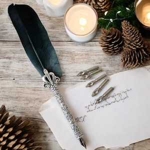 Emerald Green Feather Quill Pen Set: Rustic Calligraphy Pen with 5 Nibs
