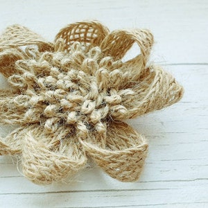 Burlap Chunky Flower - 9 cm - Wedding Christmas Party Occasion - Rustic Shabby Chic Decor