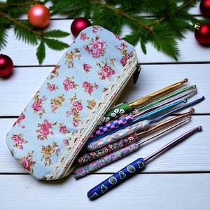 9-Piece Ergonomic Crochet Hooks – Floral Design + Cotton Storage Bag | Gift for Her, Holiday Crochet Kit