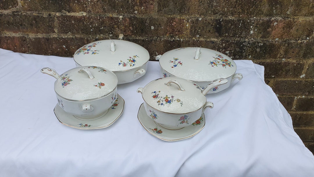 Vintage China Ceramic 4 Tureen Tureens Set Plus Ladles Flower Floral