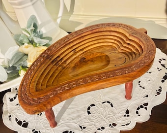 Hand carved Rosewood Collapsible Expandable 3D Basket fruit bowl in Mango pepper shape with leg tripod 13.5