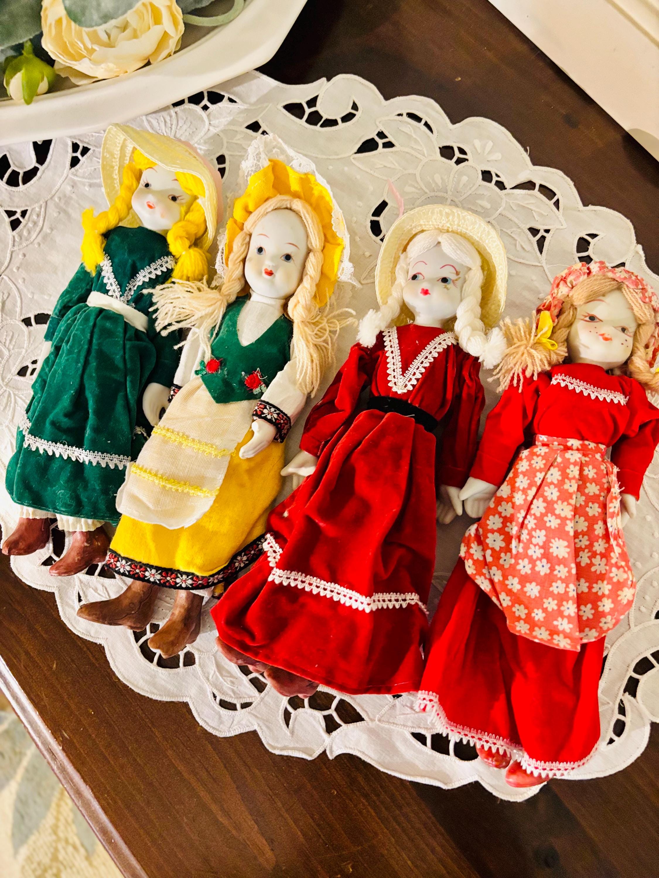 Vintage bisque Porcelain dolls lot set of 4 chipped leg on one doll